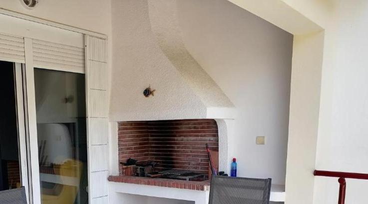 Beach N Fun Bbq Fireplace Saronida Kültér fotó